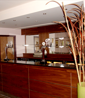 hotels-restaurants